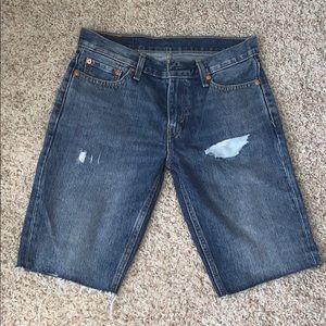 Never worn Levi’s Bermuda short